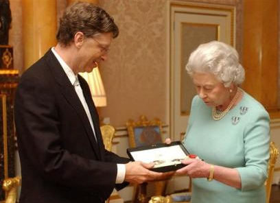 Билл Гейтс на приеме у английской королевы
